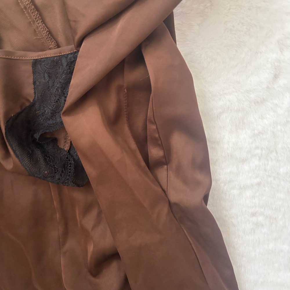 F21 satin pajama romper - Picture 5 of 5
